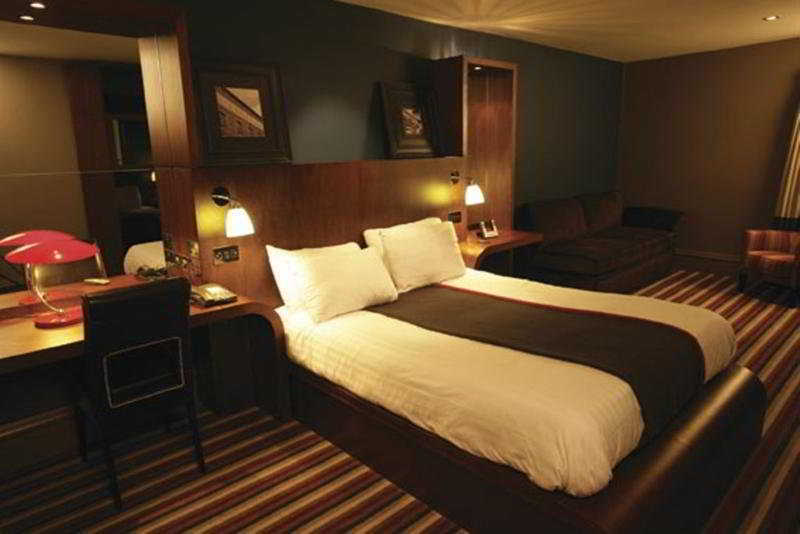 Village Hotel Manchester Cheadle Cheadle  Zimmer foto